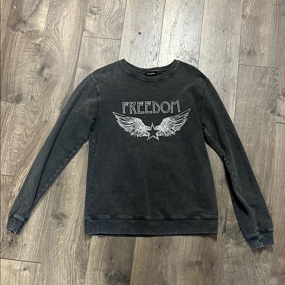 Zutter size small long sleeve shirt